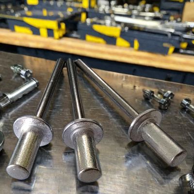 Σφραγισμένο Τέλος Όλο-Σίδηρο Κλειστό Τέλος Στρογγυλό Κεφαλόφθαλμος Ρίβτε για Ανταγωνιστικό Κόστος